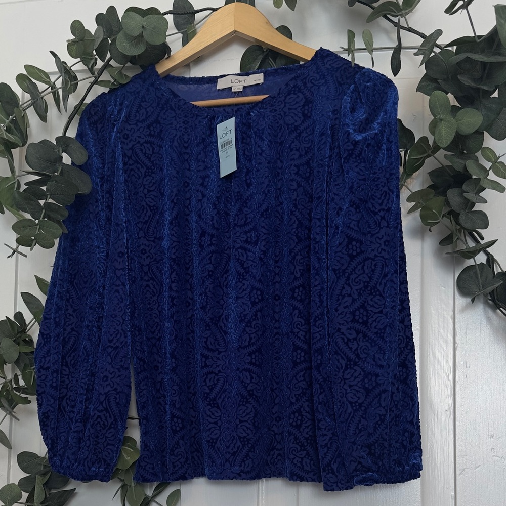 LOFT Blue Mosaic Velour Top Petite M NWT